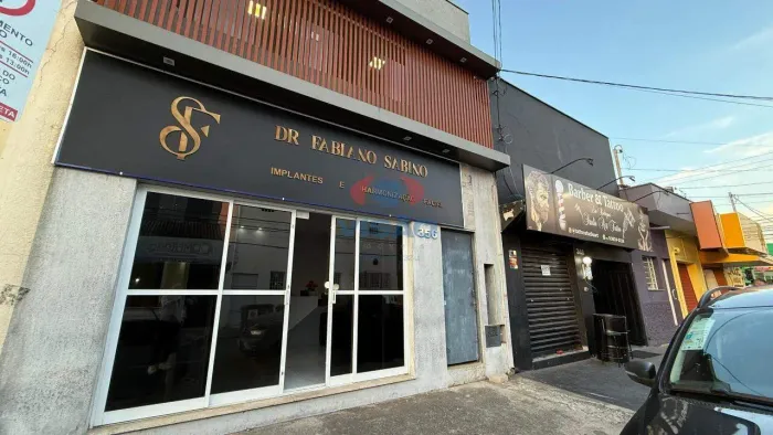 Salão à venda, Centro - Salto/SP