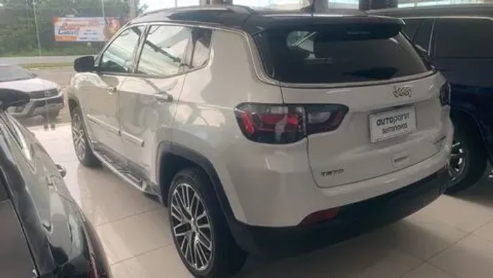 Jeep Compass Limited T270 1.3 TB 4X2 Flex AUT 2023