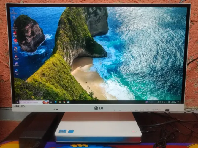 Pc ALL IN ONE LG i5 - Aceito Trocas Leia