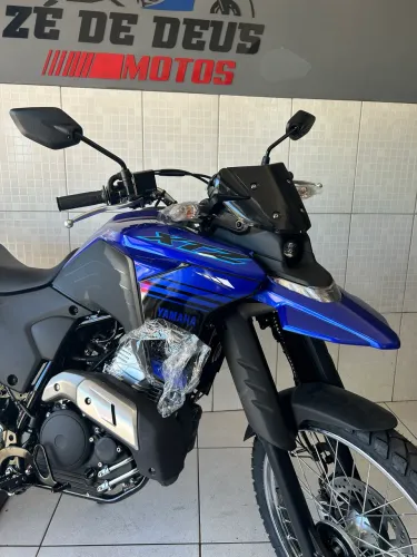 Lander 0km Emplacada FINANCIAMOS PELO BANCO