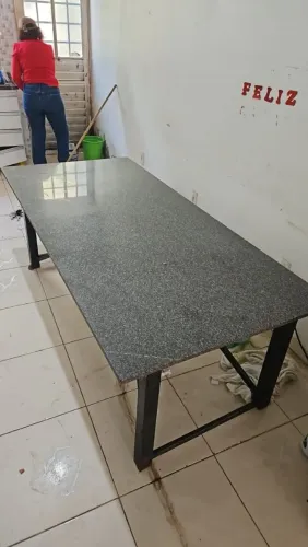 Mesa de mármore 2 metros