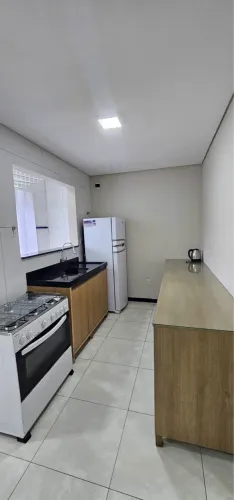 AMPLO E MOBILIADO 150m da praia