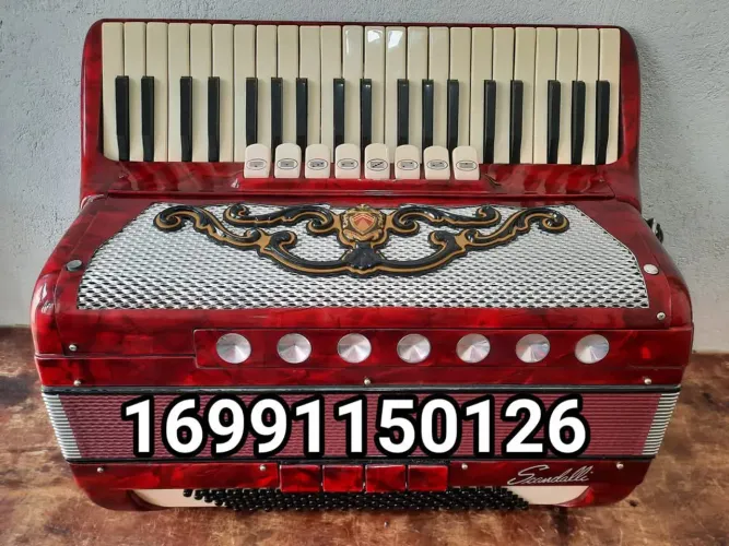 Acordeon Sanfona Scandalli de 120 baixos