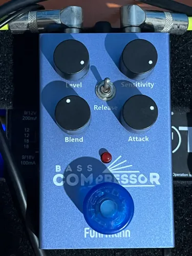 Fuhrmann Bass Compressor BC10 + caixa original + topper de brinde