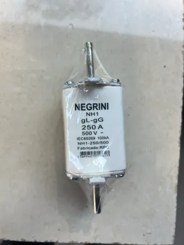 Fusível Negrini modelo NH1 250A 500V R$50,00 cada 