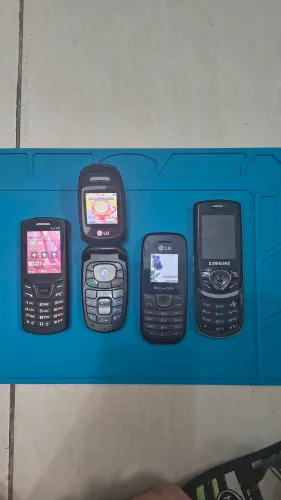 Lote de celulares antigos
