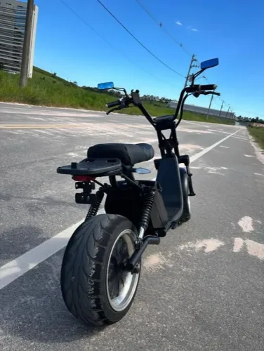 Vendo scooter autopropelido faz até 70 km por hora