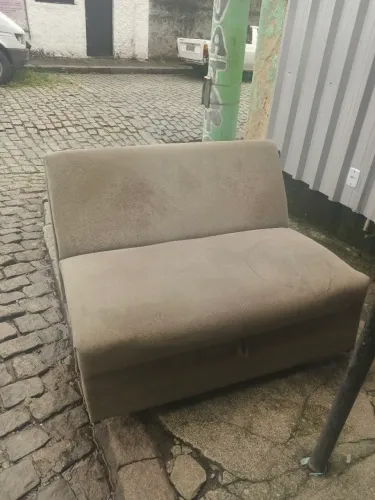 Sofá-Cama Usado por R$ 130 - Abre e Fecha Normalmente