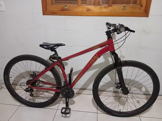 Bicicleta Houston Skyler Aro 29 aero, 21 velocidades, freio a disco, quadro 17"
