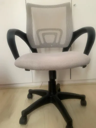 Cadeira de escritório Rivatti