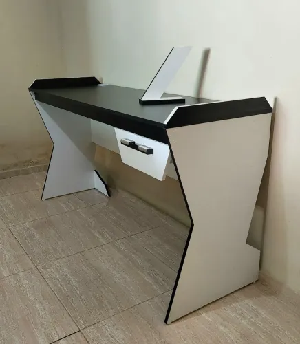 Mesa Gamer Pró