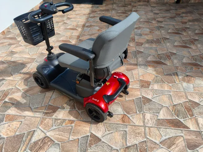 Vende - se scooter elétrica para idoso 