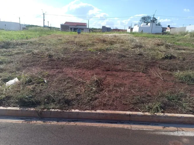 Lote 258 m2 - Jacarandá - Orlândia/SP
