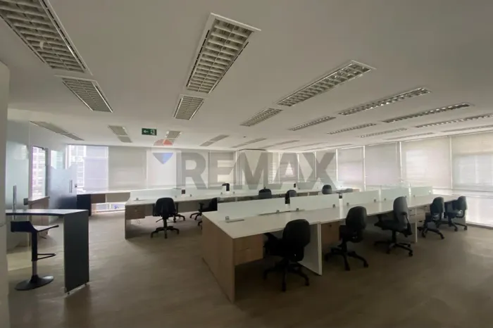 660 m² Mobiliados na Avenida Paulista | 10 Vagas | Edifício Olivetti
