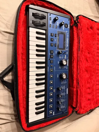Novation Mini Nova