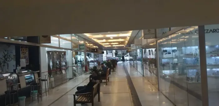 No miolo do Jardins, excelente escritório no Shopping Vitrine Augusta