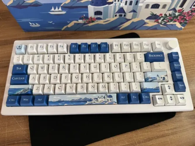 Teclado Mecanico Akko MOD007B HE Tokyo R2 Branco/Azul Open Box sem detalhes