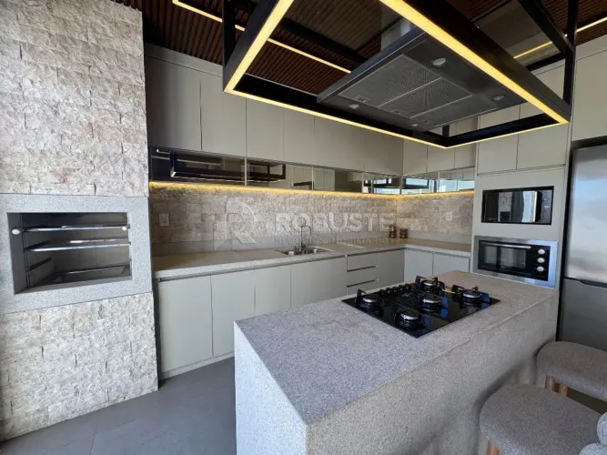 Casa Nova em Condomínio de Alto Padrão  Porteira Fechada | Royal Garden, Botucatu/SP