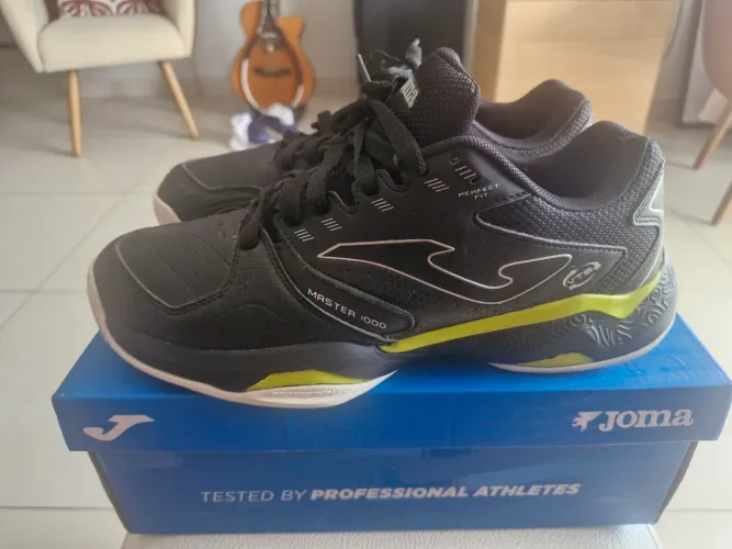 Vendo tênis joma master1000