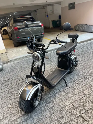 Moto elétrica 3000W emplacada 