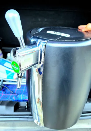 Chopeira de cerveja Krups Heineken B101 preto por 5L