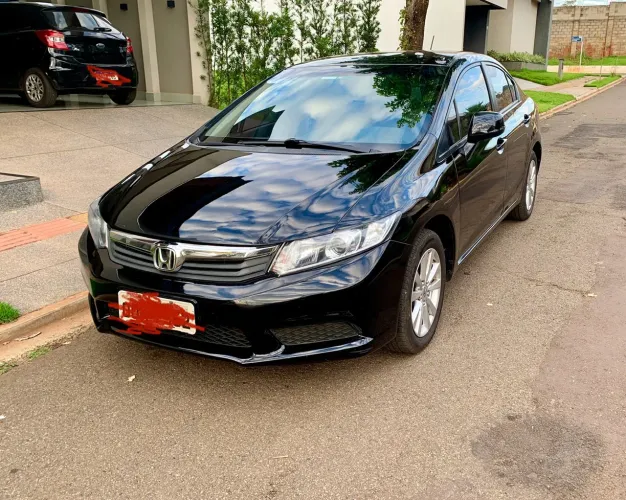 Honda Civic Sedan LXS 1.8/1.8 Flex 16V Mec. 4P 2014
