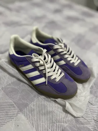 Tênis Adidas Gazelle tam 40