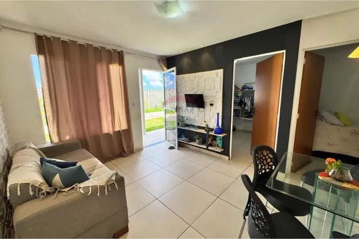 Casa à venda no Condomínio Amendoeiras