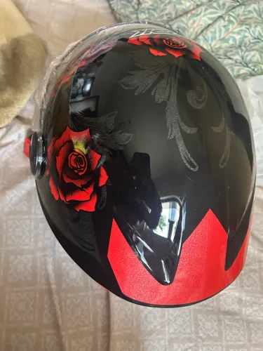 Capacete novo