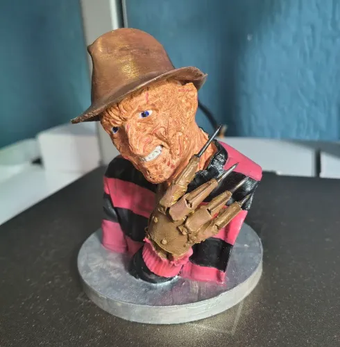 FREDDY KRUEGER -BONECO COLECIONÁVEL 3D