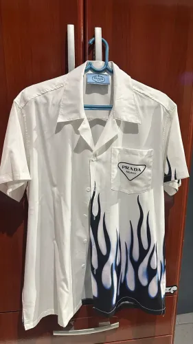 Camisa Prada Flames
