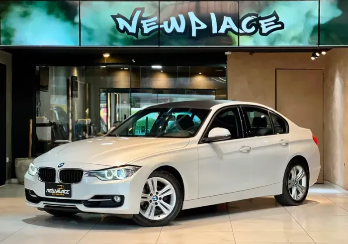 BMW 320I A 2.0 Turbo/activeflex 16V 184cv 4P 2013