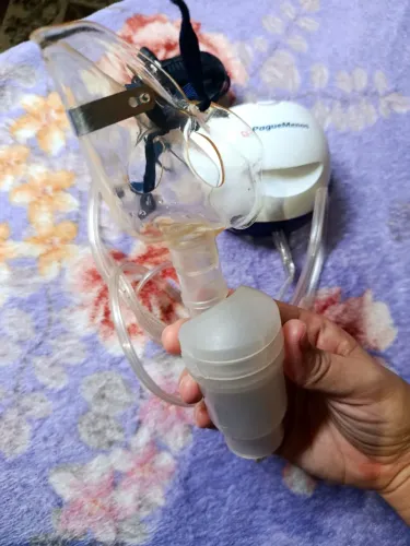 Nebulizador semi novo infantil 