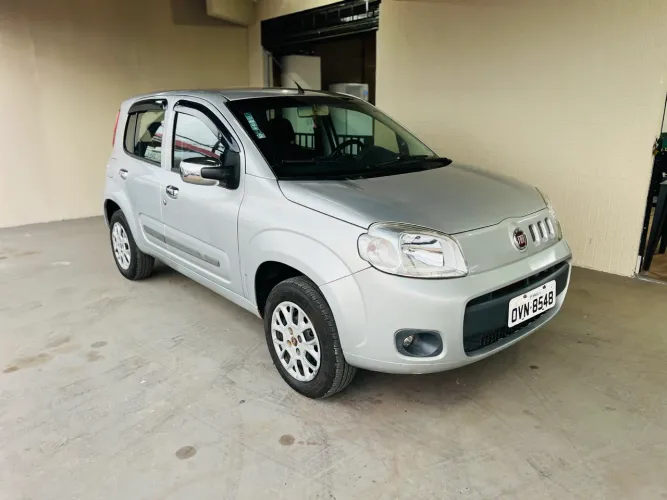 Fiat Uno Vivace Celeb. 1.0 EVO F. Flex 8V 3P 2014