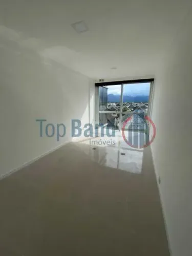 Sala : / Comercial / Recreio dos Bandeirantes