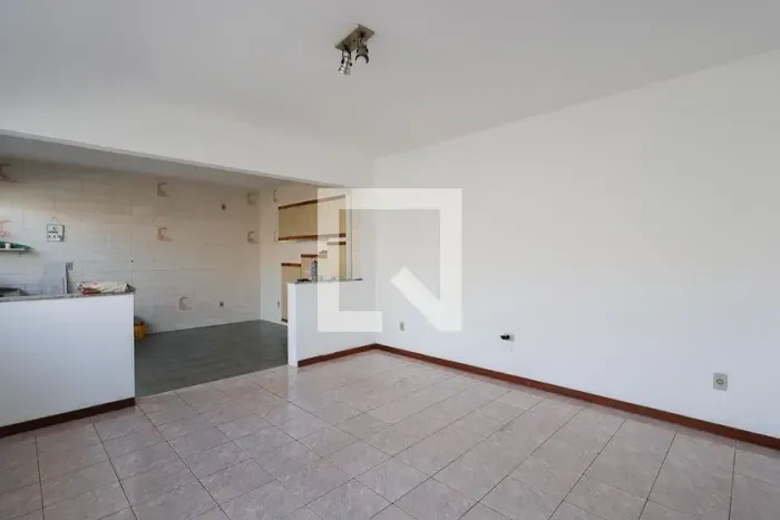 Casa à Venda - Santana, 4 Quartos, 264 m2