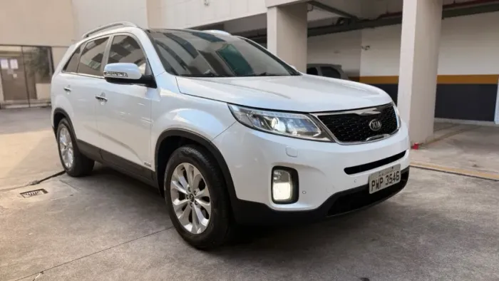 Kia Motors Sorento 3.5 V6 24V 278cv 4X4 Aut. 2015