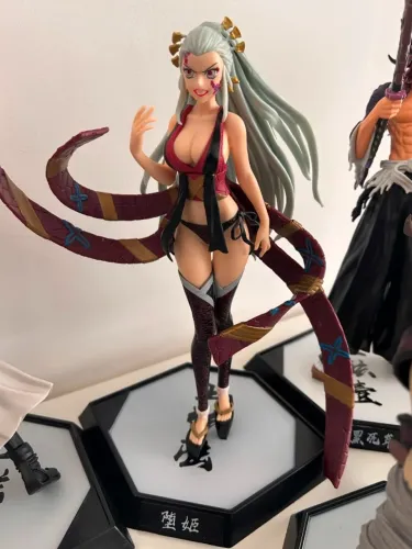 Action Figure Daki com 29Cm