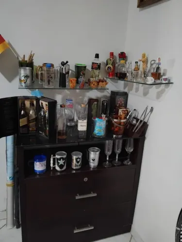 Barzinho de madeira