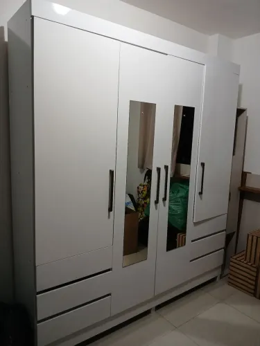 Guarda roupa Novíssimo já desmontado