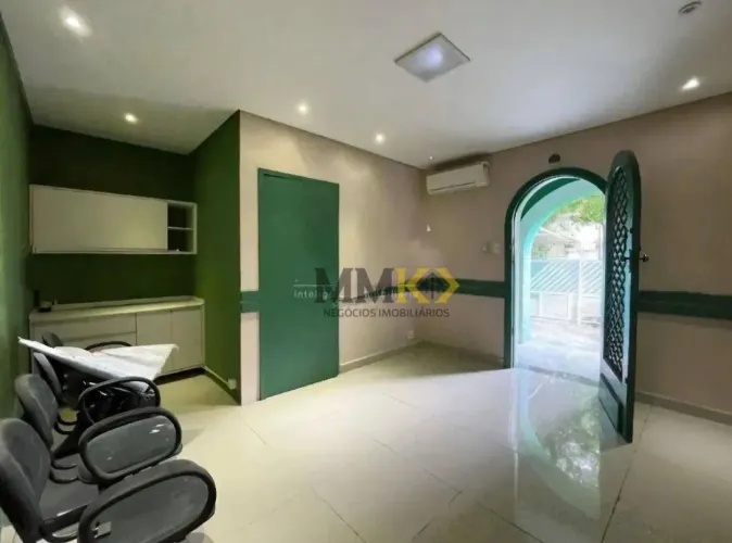 Casa Geminada com 4 dormitórios para venda ou locação no Pompéia - Santos/SP