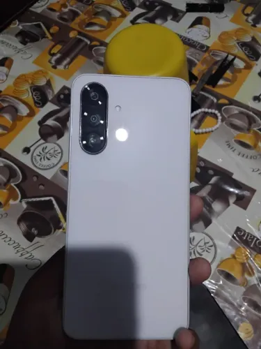 A26 5g semi novo sem marcas de uso vendo ou troco em iphone se 3