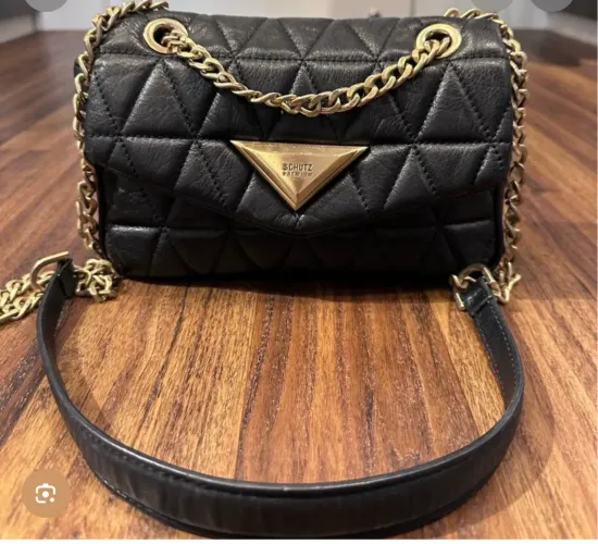 Bolsa Schutz 944 média couro