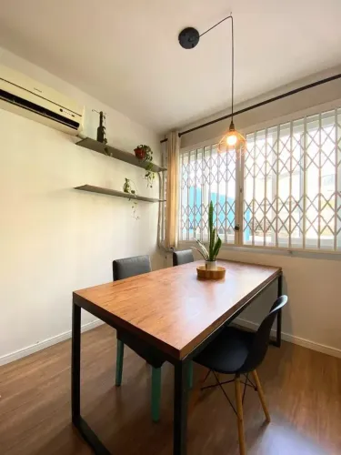 MOINHOS IMOBILIÁRIA ALUGA | Apartamento 1 Dormitório Mobiliado | Cidade Baixa