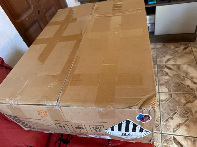 Vendo triciclo elétrico NOVO na caixa