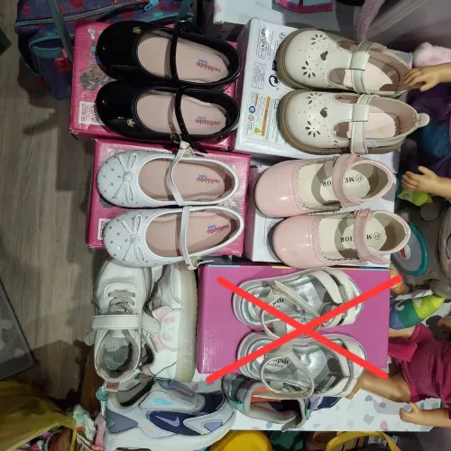 Lotinho sapatos menina serve até num 24