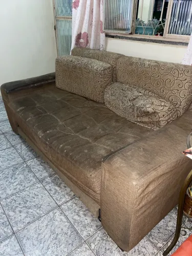 Vendo sofá-cama usado