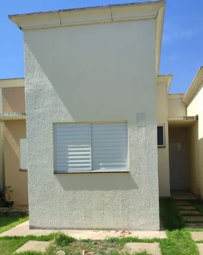 Aluga casa em Condomínio Viva Parque. { Bairro Parque Georgia coxipo}