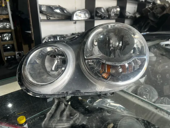 Farol Polo 2003/2006 Original LE
