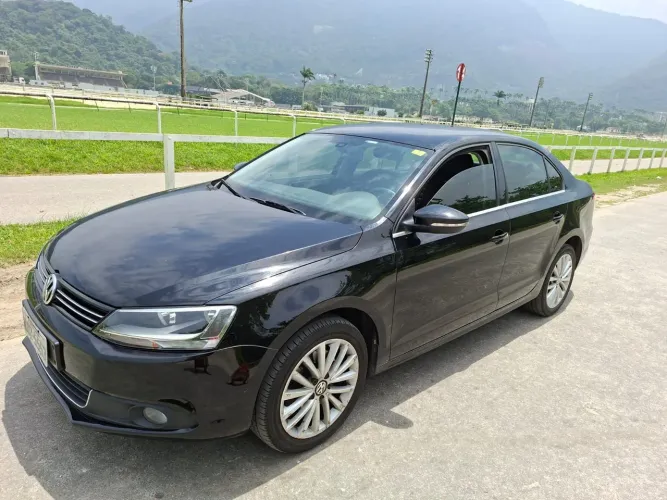 Volkswagen Jetta Highline 2.0 TSI 16V 4P Tiptronic 2012